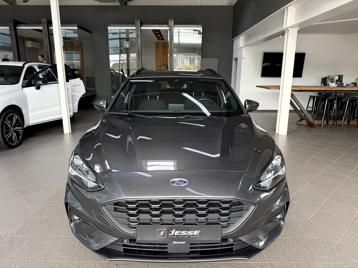 Ford Focus 1.0 EcoBoost ST-Line LED Navi ACC 