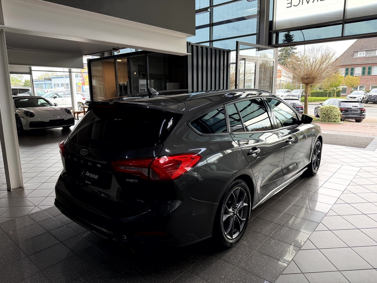 Ford Focus 1.0 EcoBoost ST-Line LED Navi ACC 