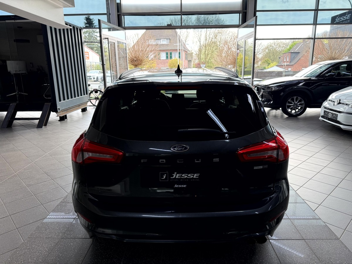 Ford Focus 1.0 EcoBoost ST-Line LED Navi ACC 