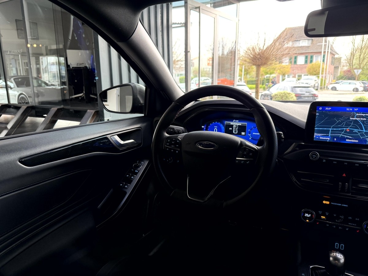 Ford Focus 1.0 EcoBoost ST-Line LED Navi ACC 