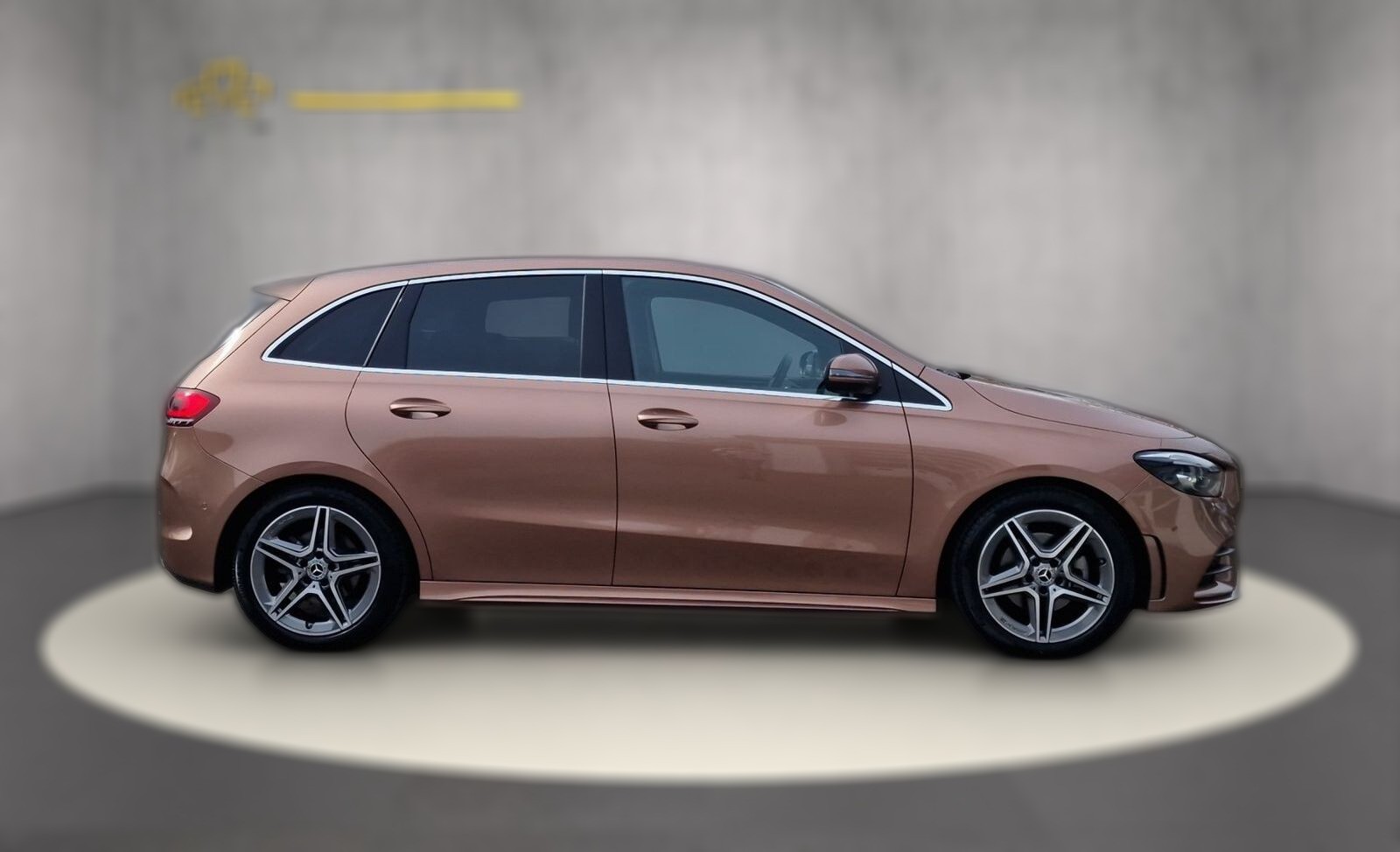 Mercedes-Benz B 200 AMG Line