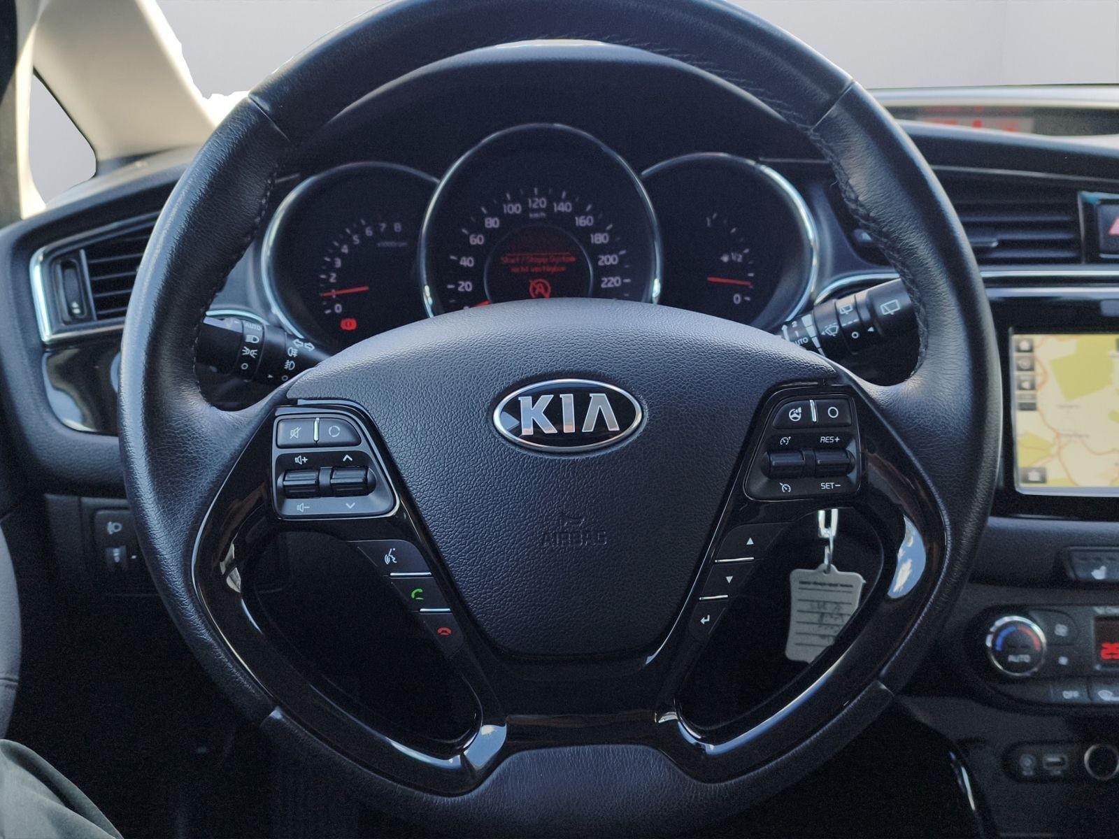 Kia cee'd / Ceed Ceed Dream Team/Navi/RFK/SHZ/Klimaaut./16