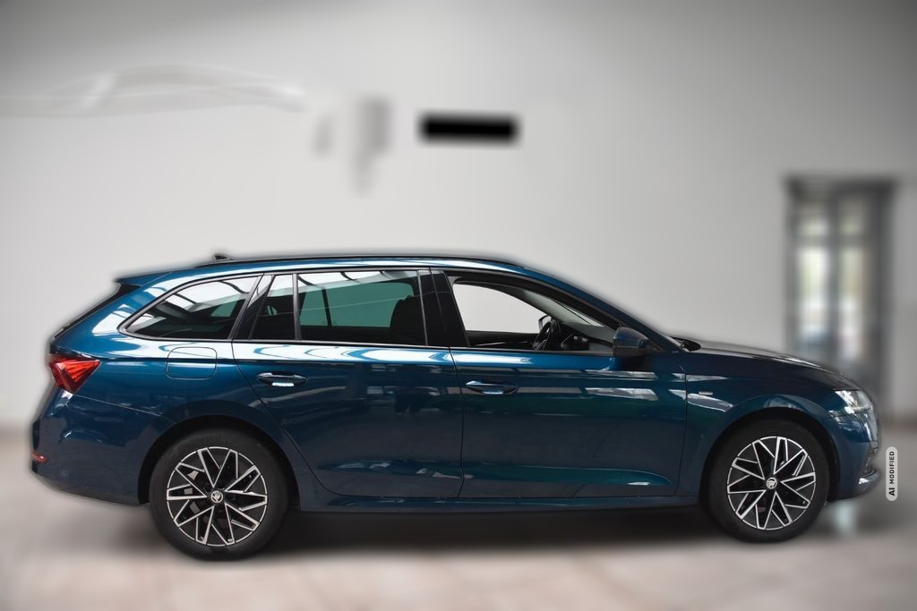 Skoda Octavia Combi 2.0 TDI Clever DSG LED Kamera ACC