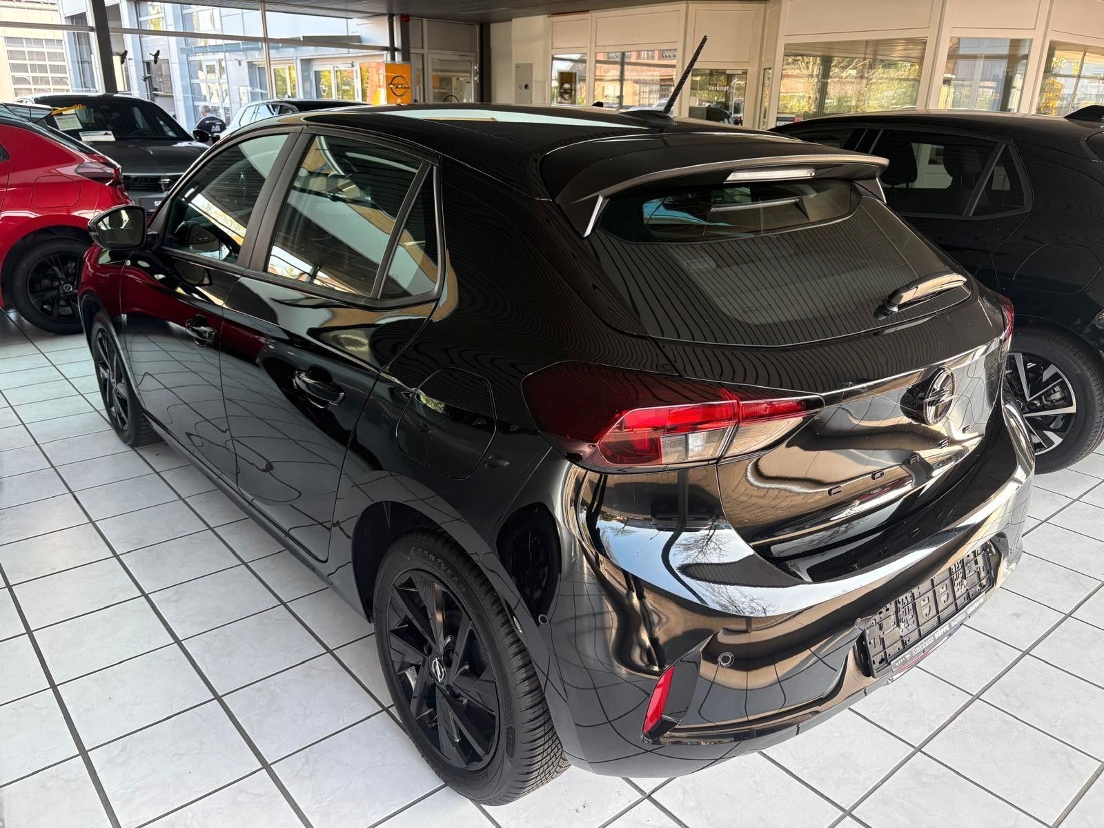 Opel Corsa Edition 1.2 74KW (100 PS) FACELIFT