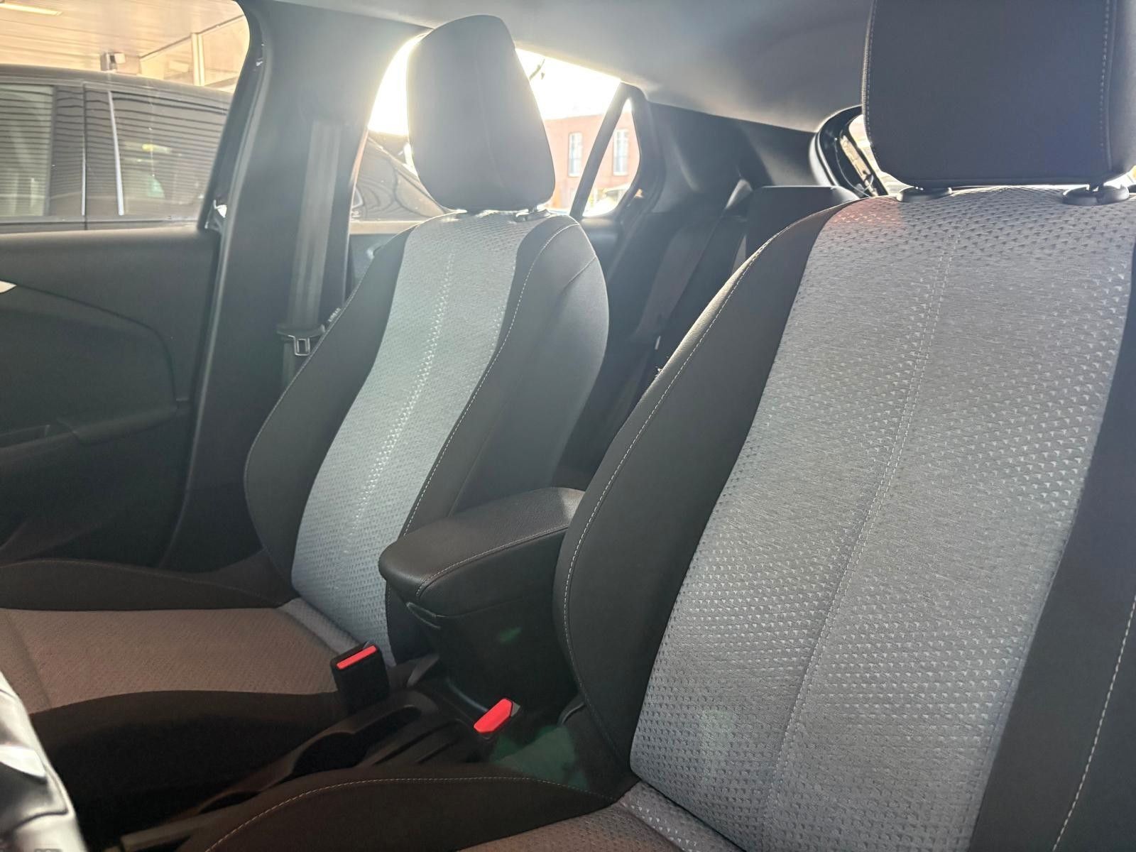 Opel Corsa Edition 1.2 74KW (100 PS) FACELIFT