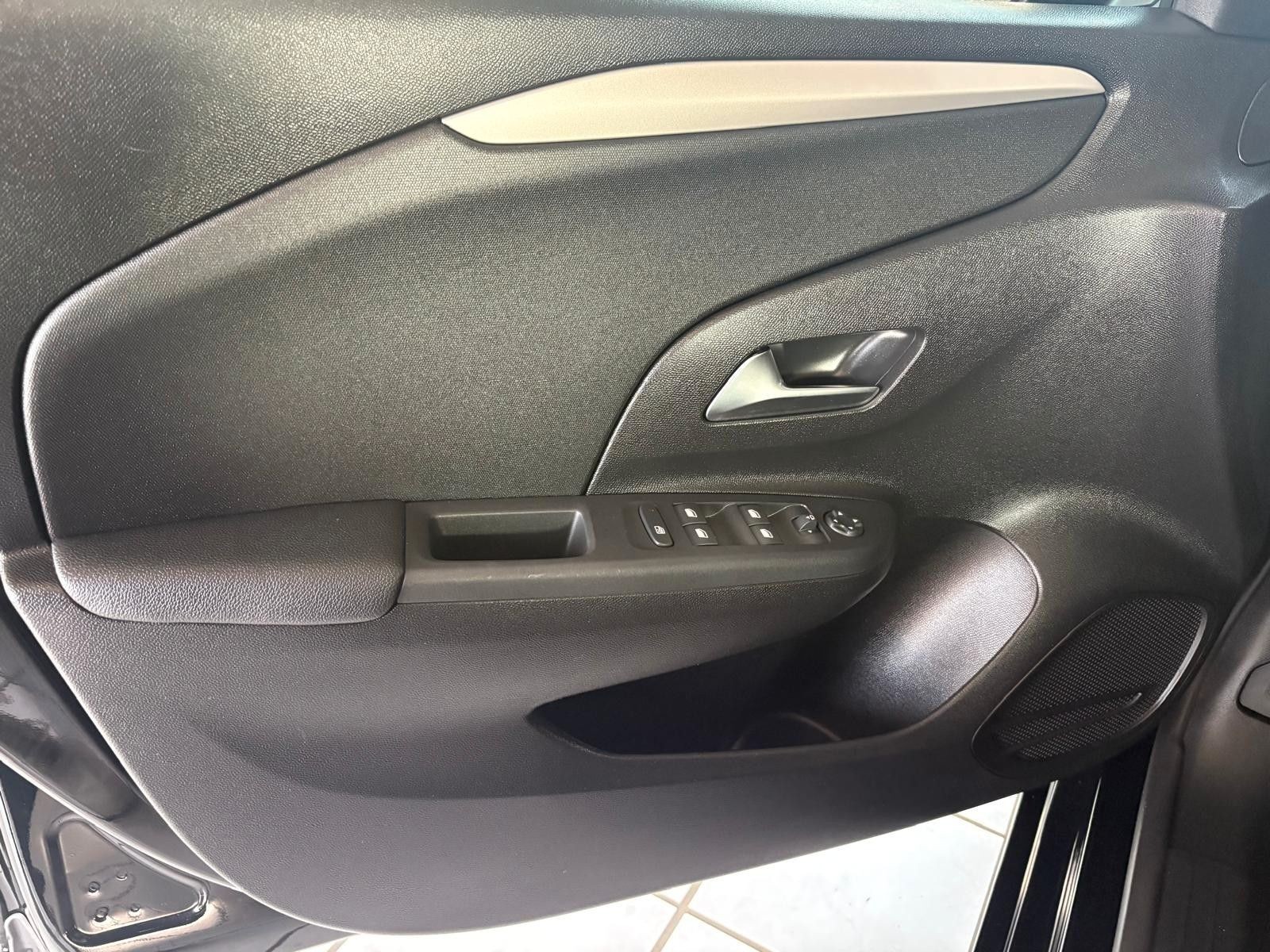 Opel Corsa Edition 1.2 74KW (100 PS) FACELIFT