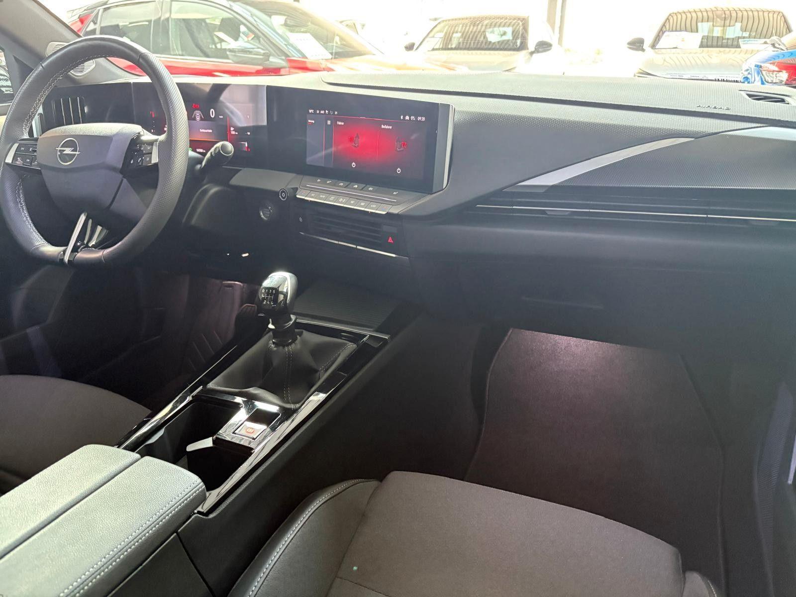 Opel Astra L Sports Tourer GS 1.2 (130 PS) 360 Grad K