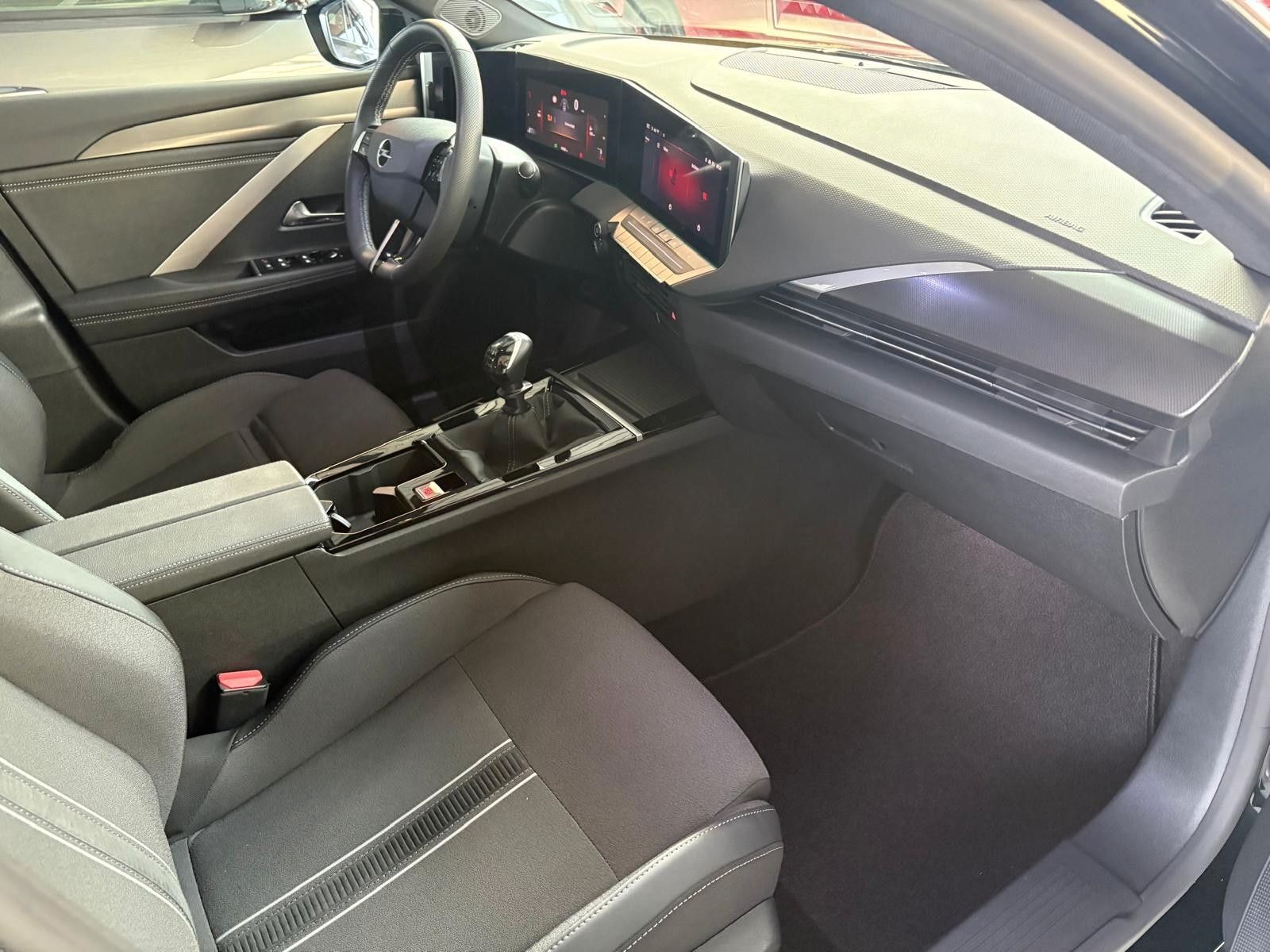 Opel Astra L Sports Tourer GS 1.2 (130 PS) 360 Grad K