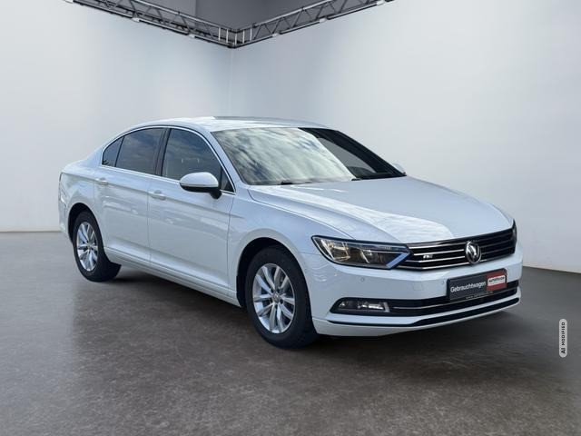 Volkswagen Passat 1.8 TSI DSG R-Line Einparkhilfe vorne ...