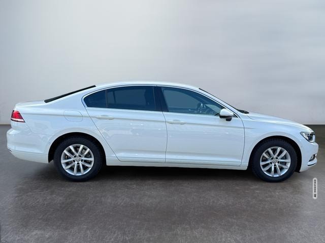 Volkswagen Passat 1.8 TSI DSG R-Line Einparkhilfe vorne ...