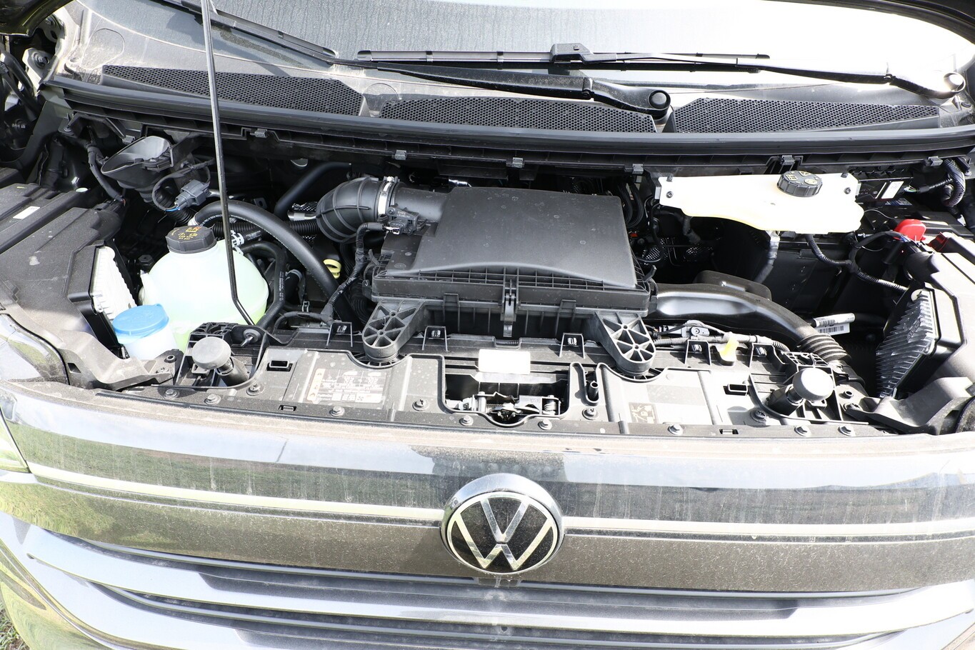 Volkswagen T7 Caravelle Style L2 Matrix Nav AHK Kam PDC SHZ