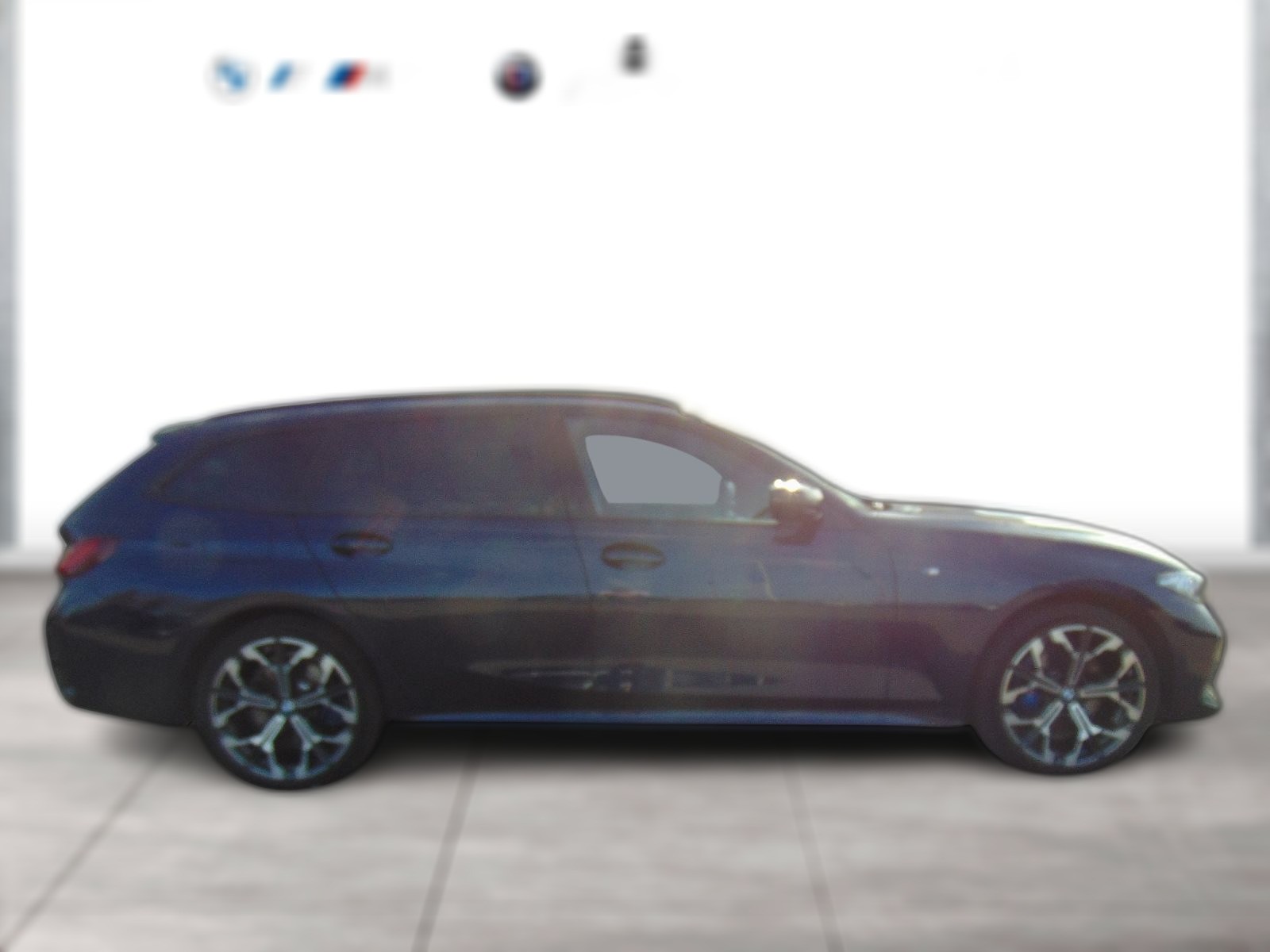 BMW 330 TOURING M SPORT AHK PANO E-SITZE LC PROF HIFI DAB ALARM KOMFORTZG