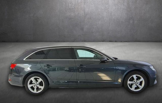 Audi A4 40 TFSI sport, unfallfrei, Navi, Xenon, LMF, PDC