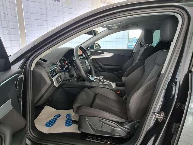 Audi A4 40 TFSI sport, unfallfrei, Navi, Xenon, LMF, PDC