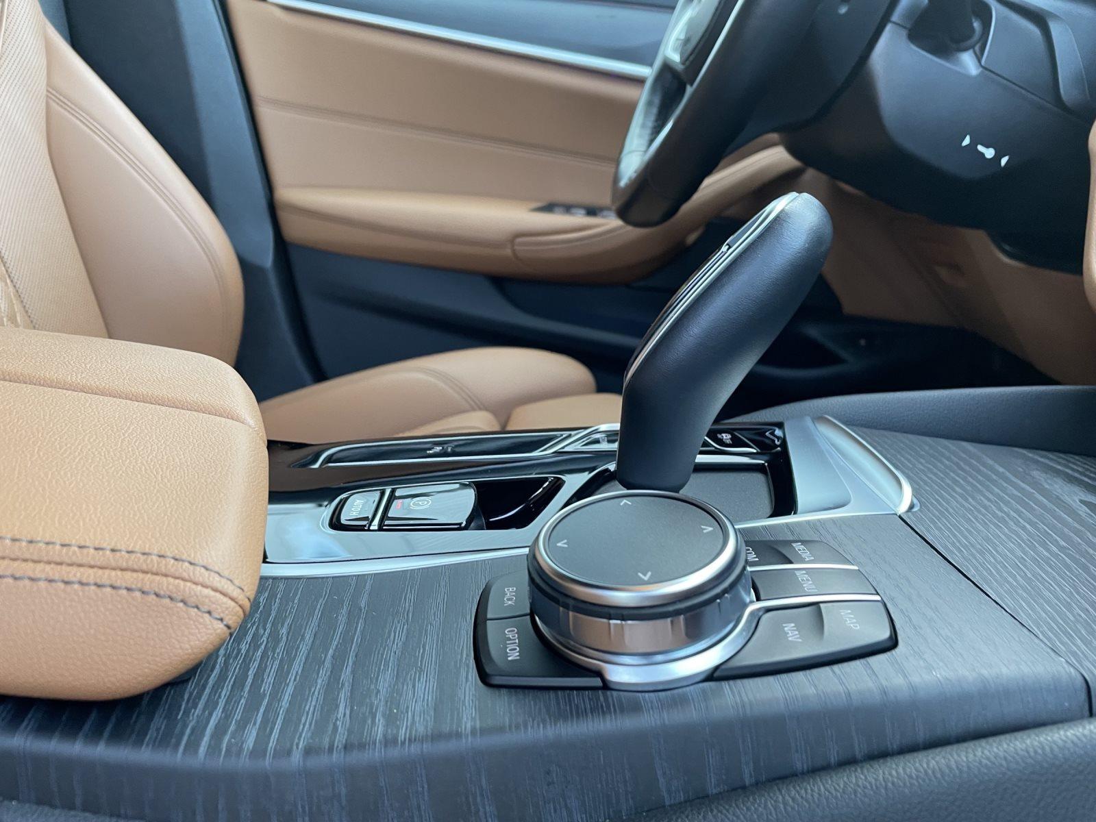 BMW 530 TOURING AHK SHZ HIFI DAB ALU 18