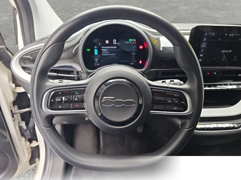 Fiat 500e ELEKTRO 23.8 KWH ACTION KLIMA DAB APPLE/ANDROID ALL-SEASON