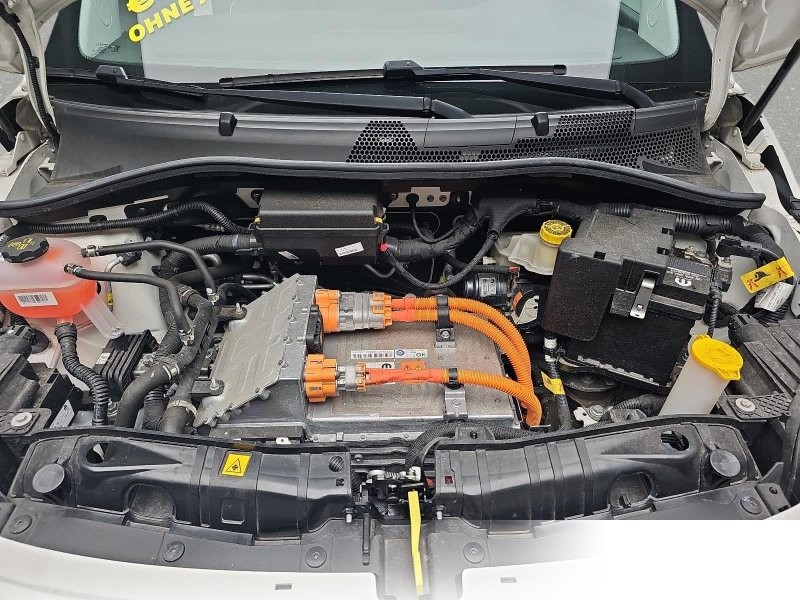 Fiat 500e ELEKTRO 23.8 KWH ACTION KLIMA DAB APPLE/ANDROID ALL-SEASON