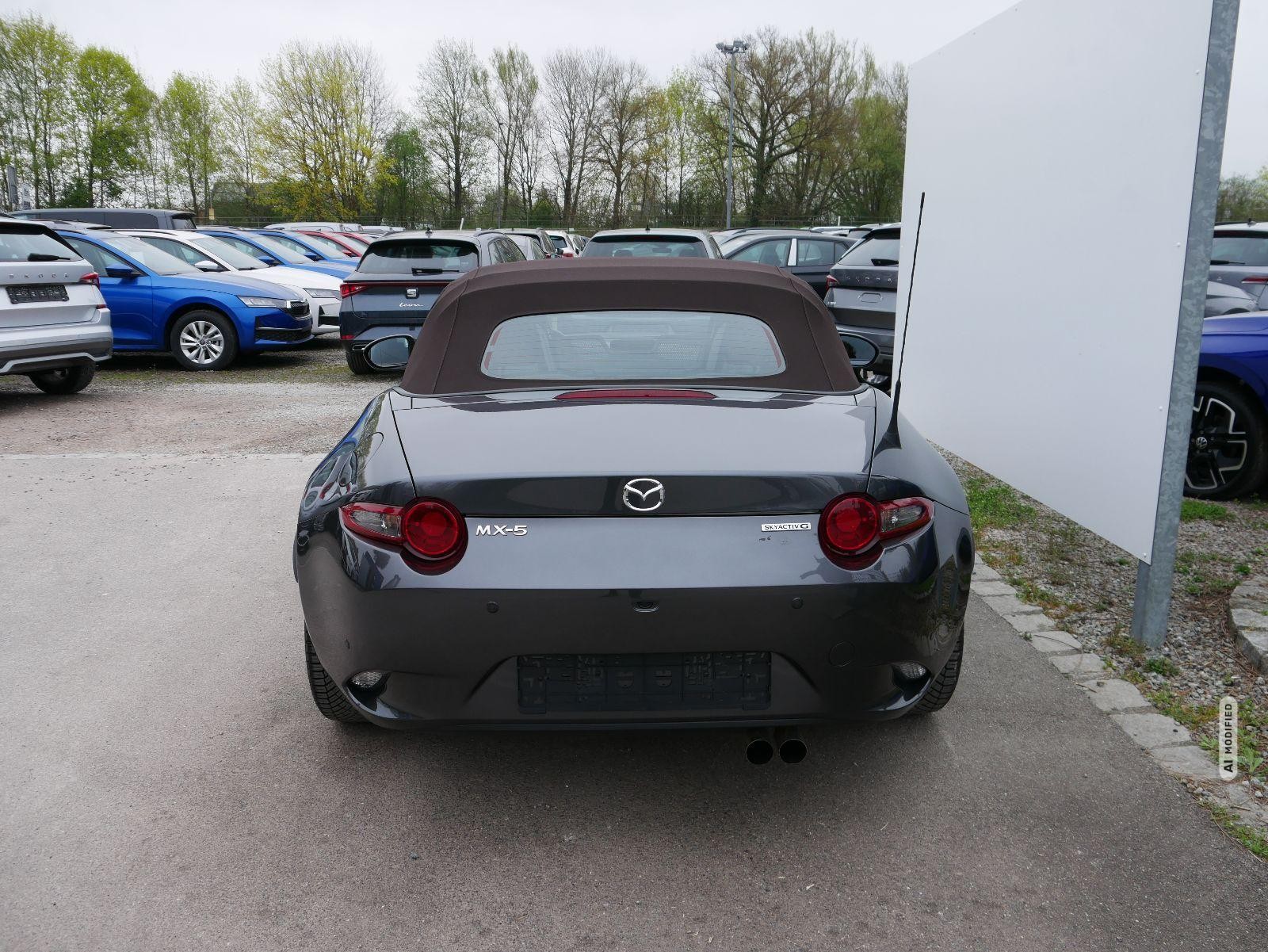 Mazda MX-5 ST SKYACTIV*PDC-HINTEN*KAMERA*TEMPOMAT*SHZ*KESSY*NAVIGATIONSSYSTEM*BLUETOOT