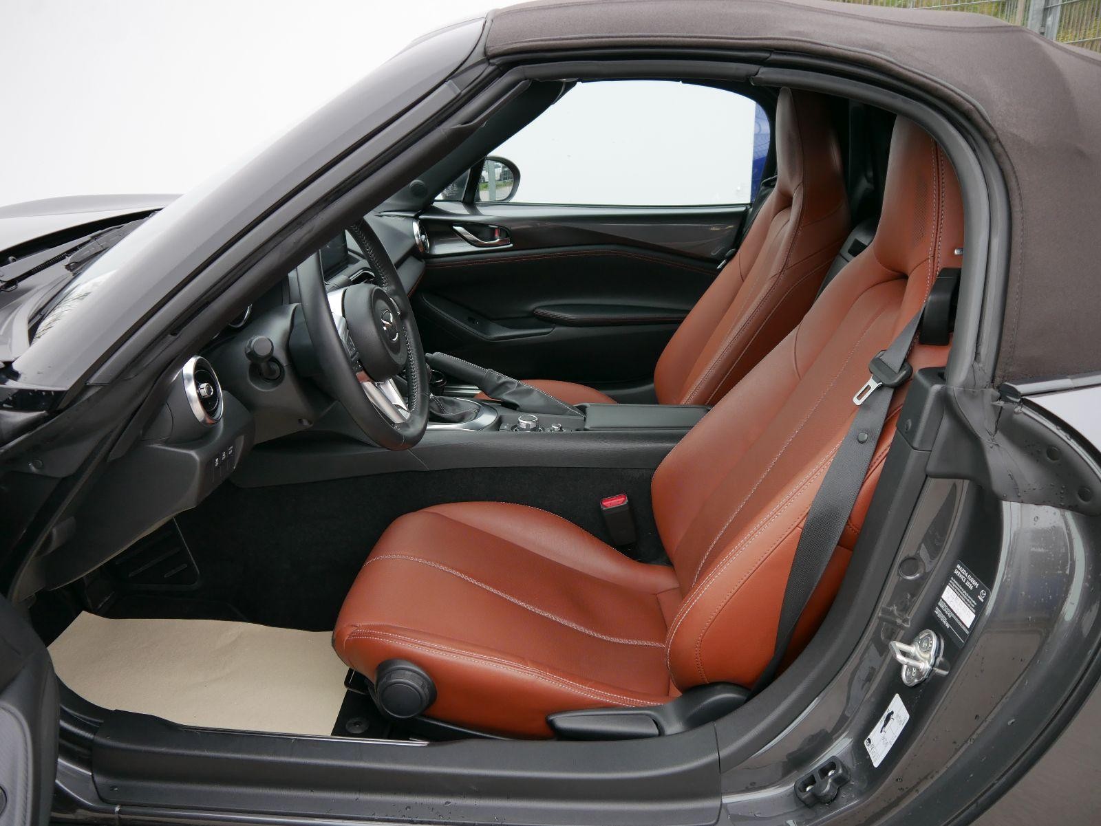 Mazda MX-5 ST SKYACTIV*PDC-HINTEN*KAMERA*TEMPOMAT*SHZ*KESSY*NAVIGATIONSSYSTEM*BLUETOOT