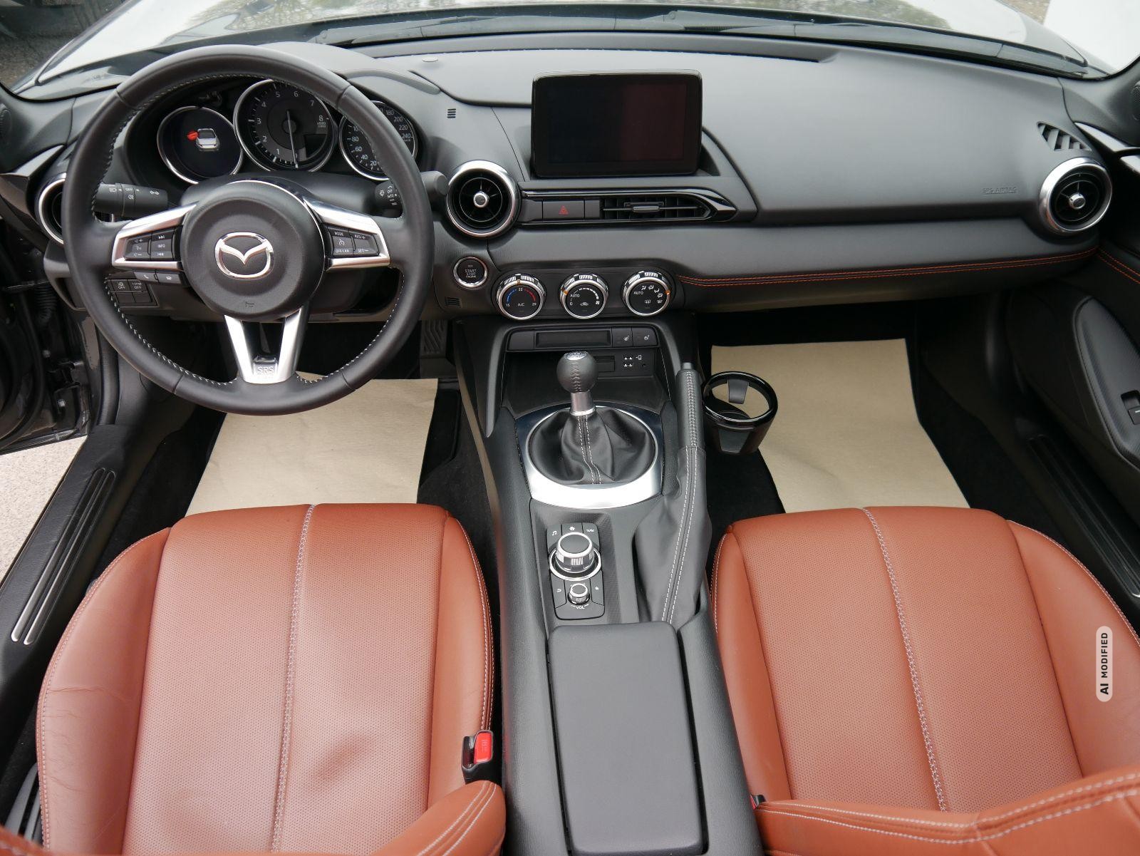 Mazda MX-5 ST SKYACTIV*PDC-HINTEN*KAMERA*TEMPOMAT*SHZ*KESSY*NAVIGATIONSSYSTEM*BLUETOOT