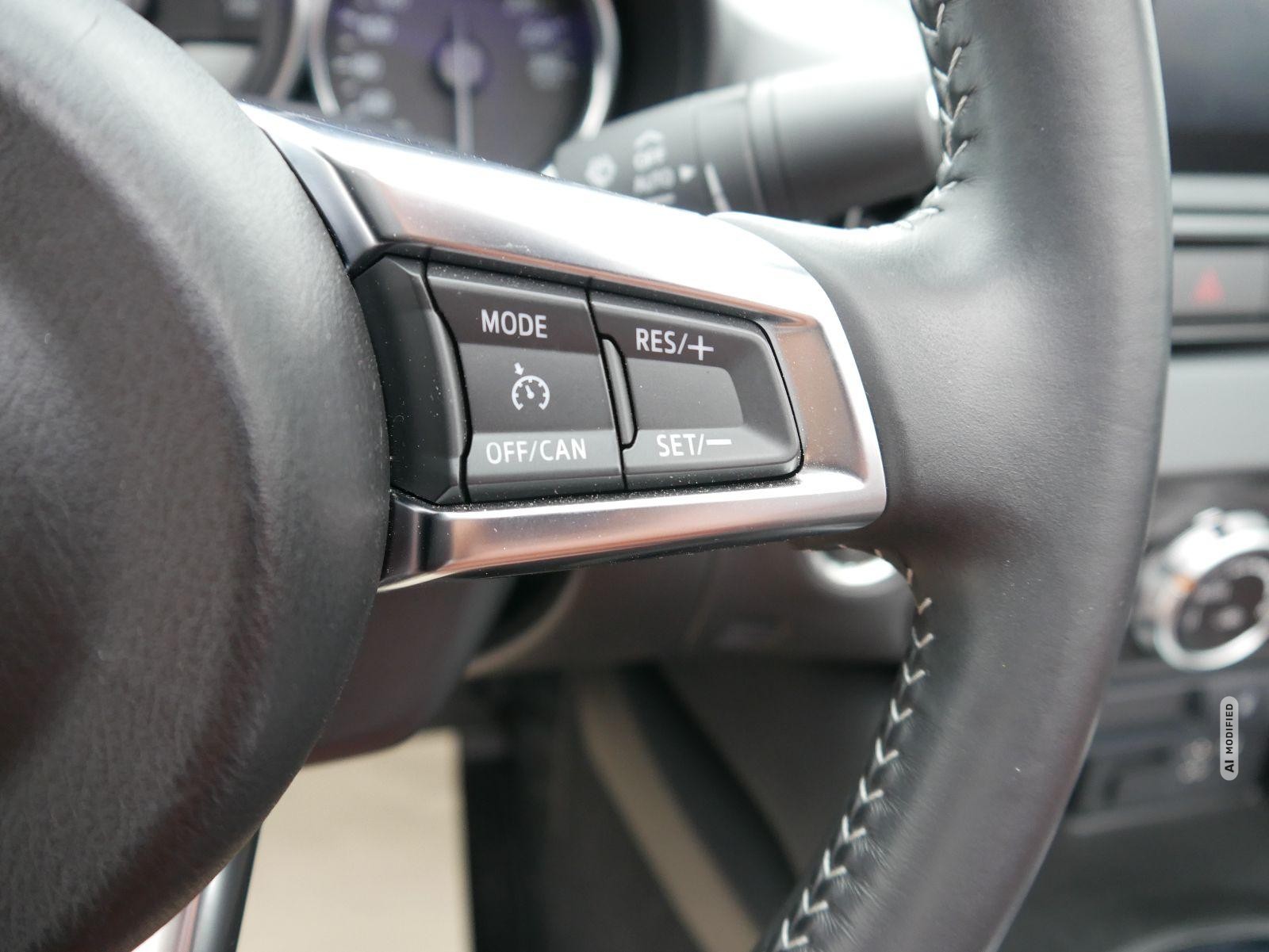 Mazda MX-5 ST SKYACTIV*PDC-HINTEN*KAMERA*TEMPOMAT*SHZ*KESSY*NAVIGATIONSSYSTEM*BLUETOOT