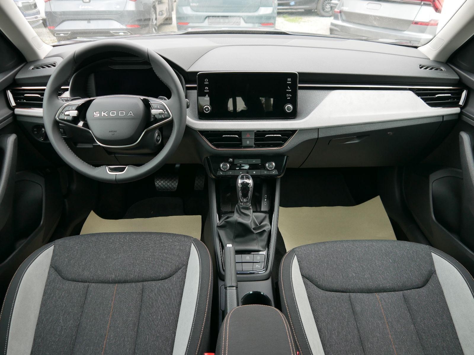 Skoda Kamiq 130 Jahre Edition 1,5 TSI DSG*AHK-SCHWENKBAR*KAMERA*KESSY*TEMPOMAT*WINTERP