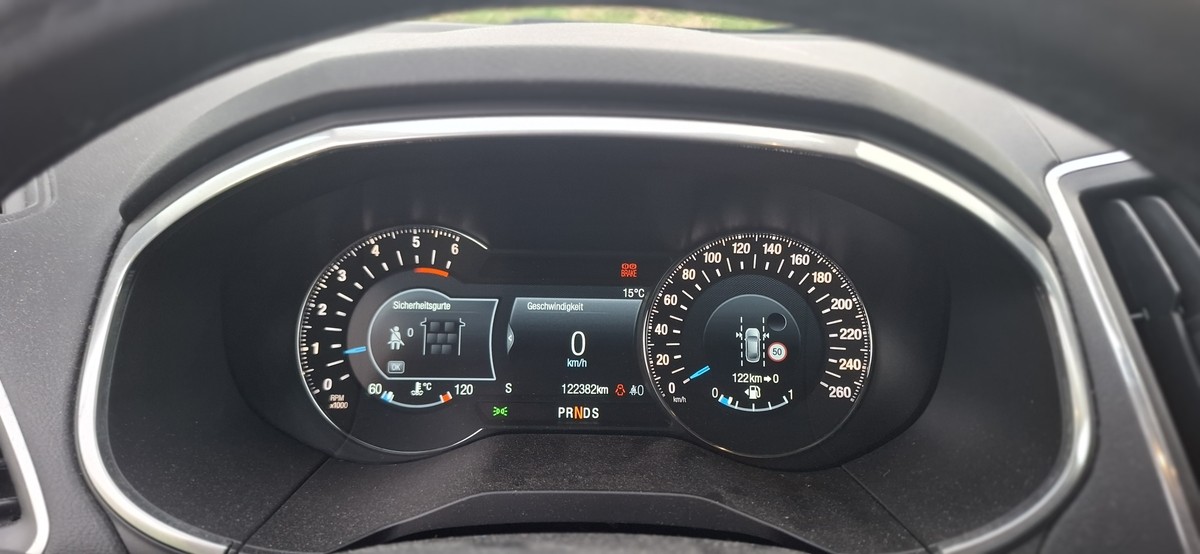 Ford S-Max 2.0 TDCi Titanium AWD LED Temp. Navi R.Cam 