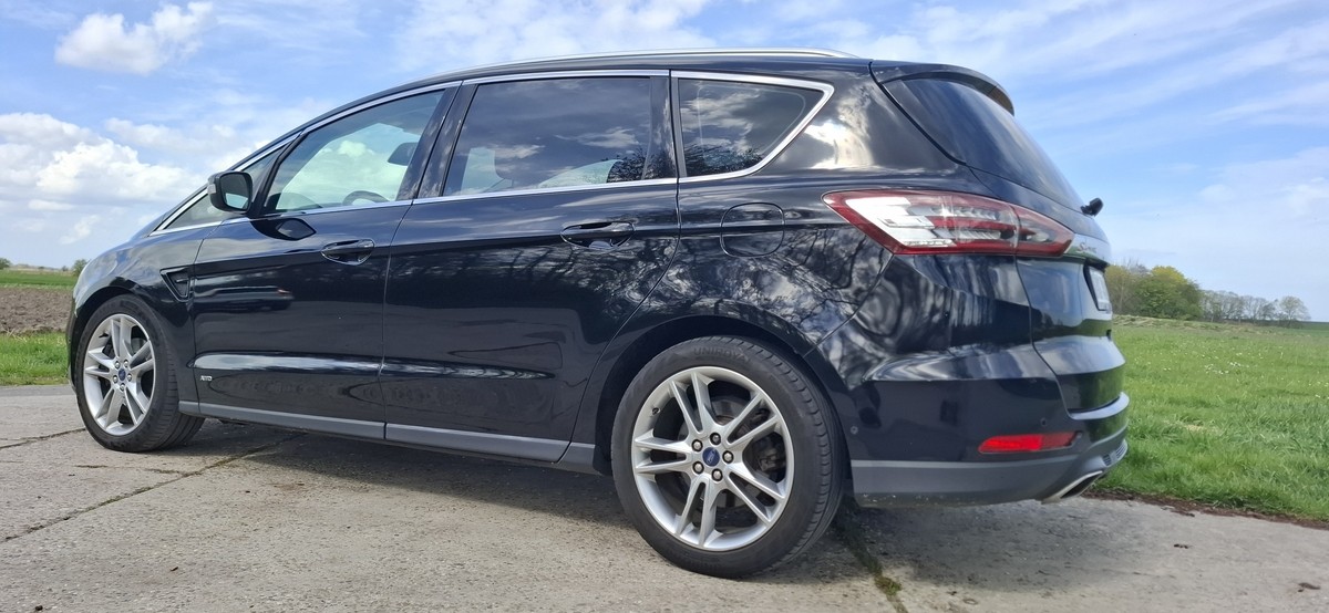 Ford S-Max 2.0 TDCi Titanium AWD LED Temp. Navi R.Cam 