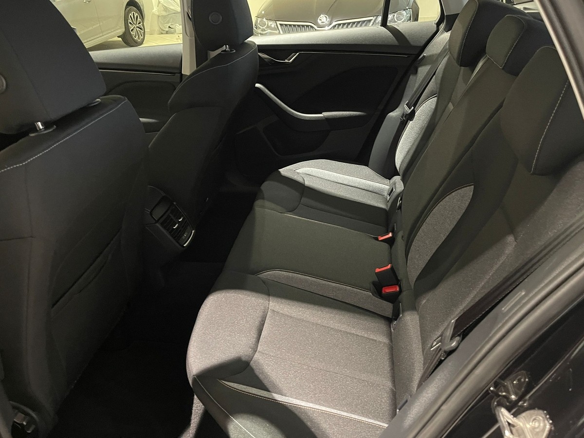 Skoda Scala 1.0 TSI Garantie Alu SHZ Klimaautomatik