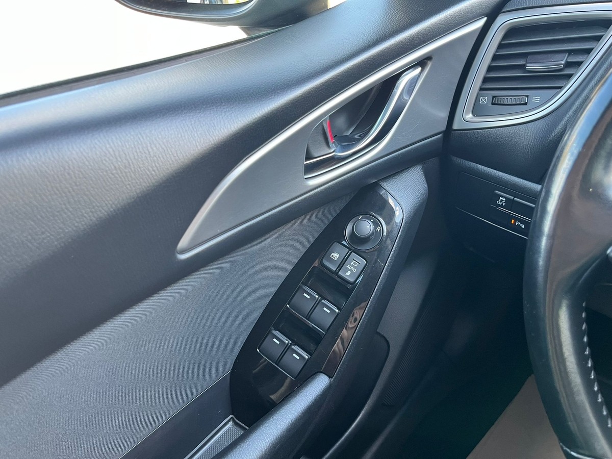 Mazda 3 SKYACTIV-G 165 (BM) Exclusive-Line 