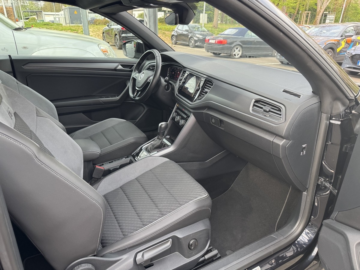 Volkswagen T-Roc Cabriolet R-Line 150Ps - Teilleder, LED, PDC, ACC,Navi