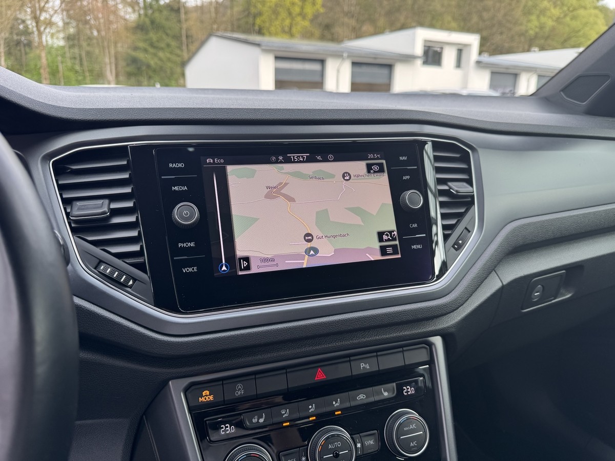 Volkswagen T-Roc Cabriolet R-Line 150Ps - Teilleder, LED, PDC, ACC,Navi