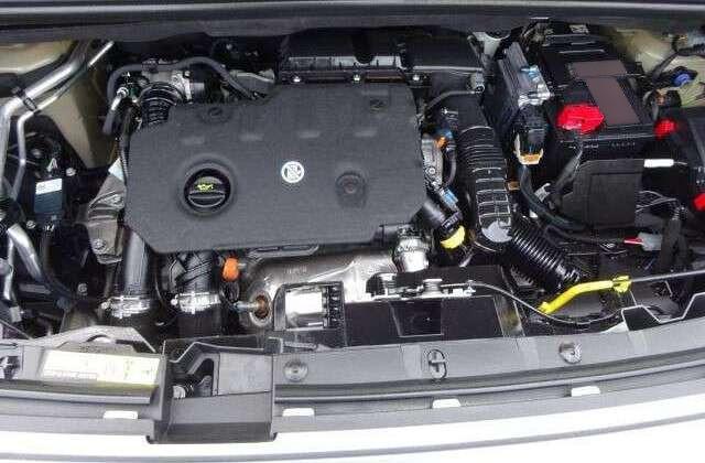 Peugeot Rifter GT HDI 8AT L2 CarPlay Kamera