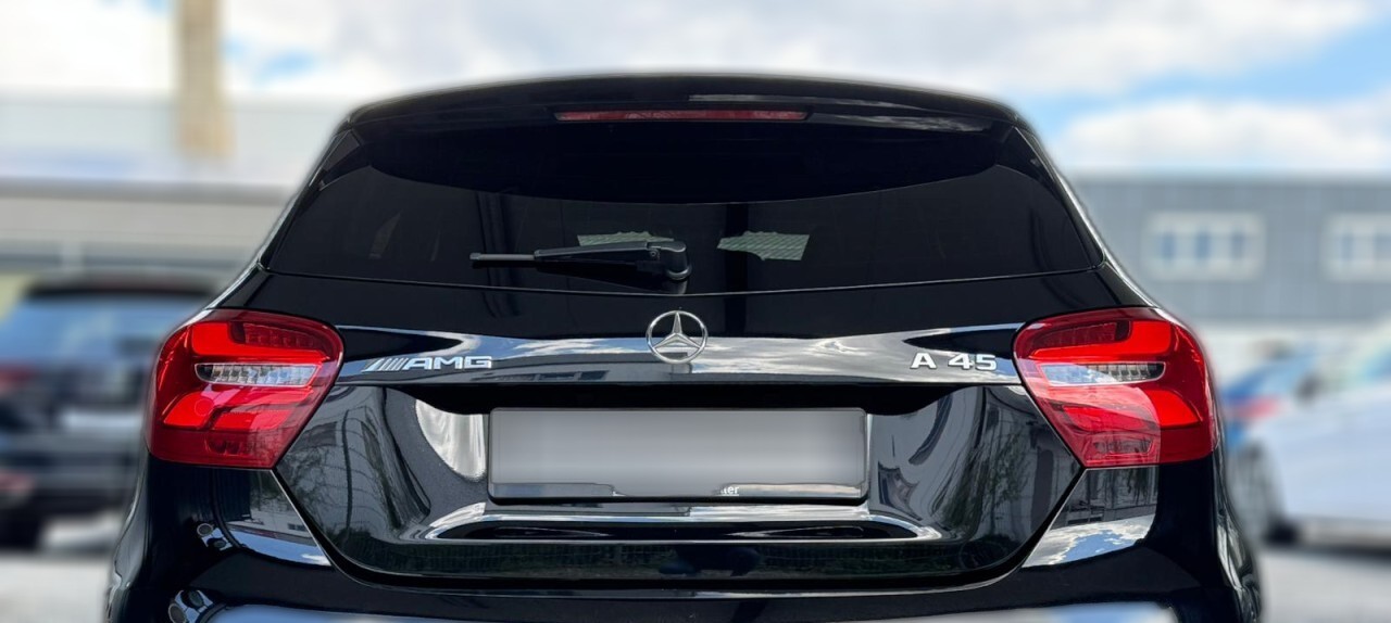 Mercedes-Benz A 45 AMG