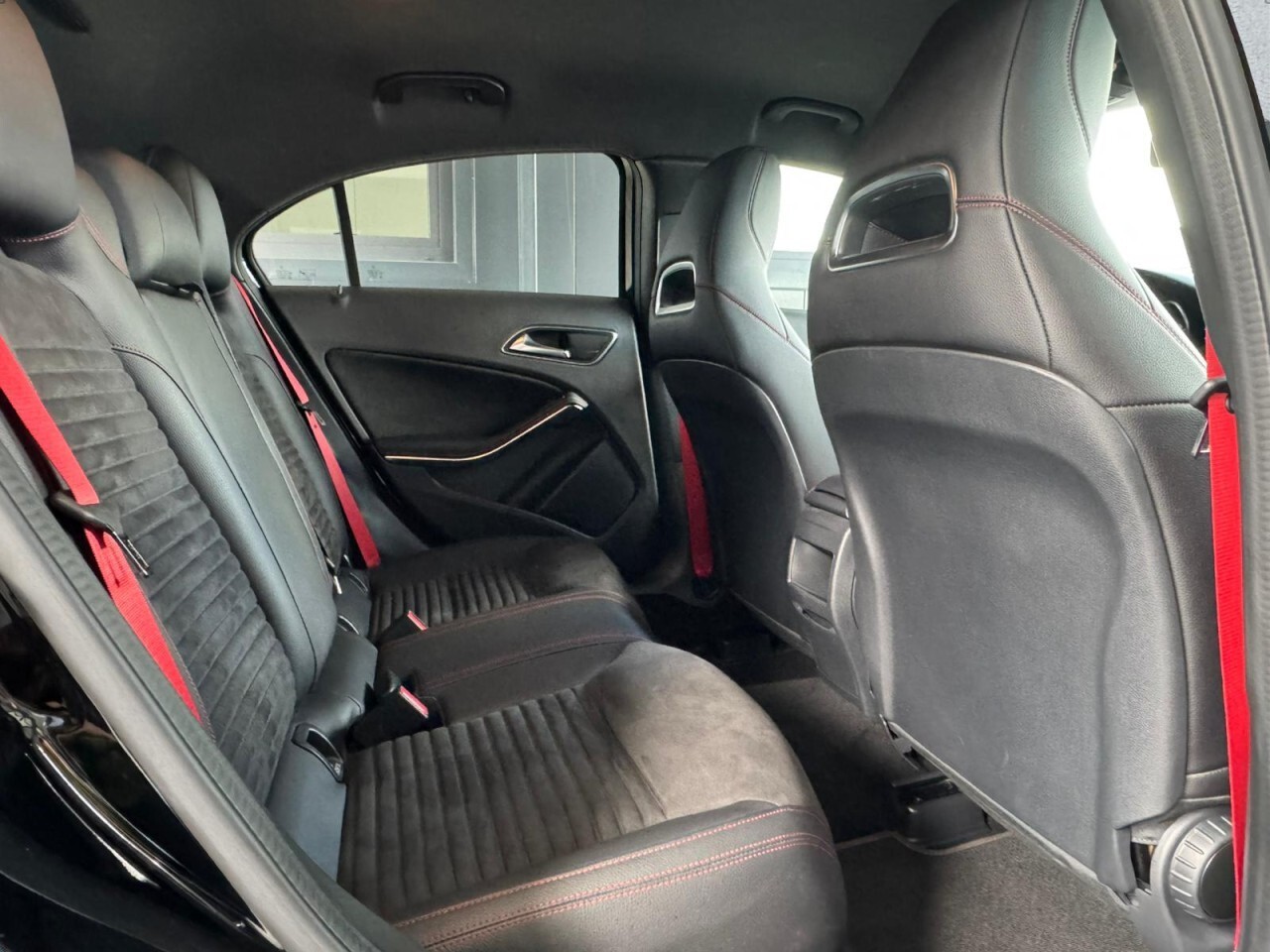Mercedes-Benz A 45 AMG
