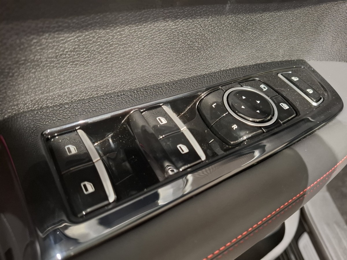 Foton 4 Ultra Sitzbelüftung Panorama Leder NEU