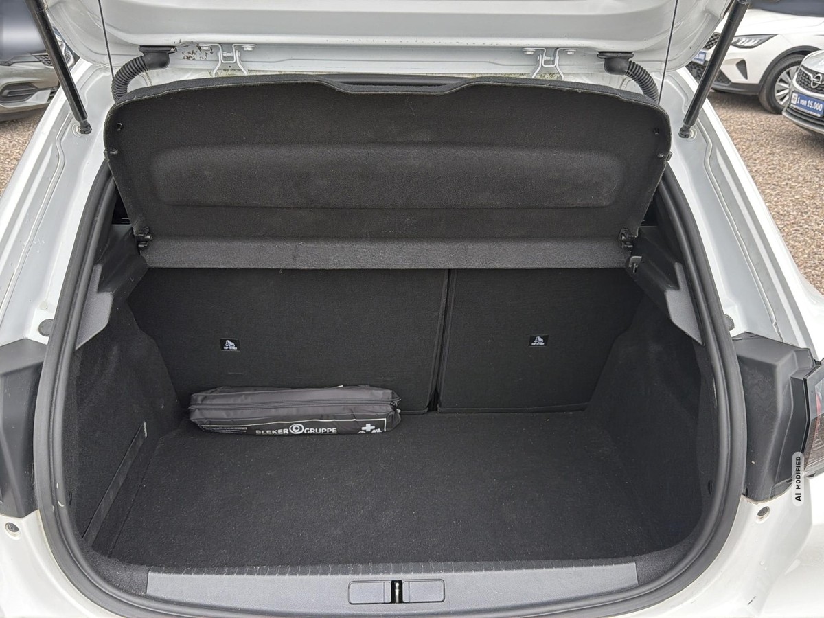 Peugeot 208 1.5 BlueHDi LED* Tempomat* Klimaautomatik*