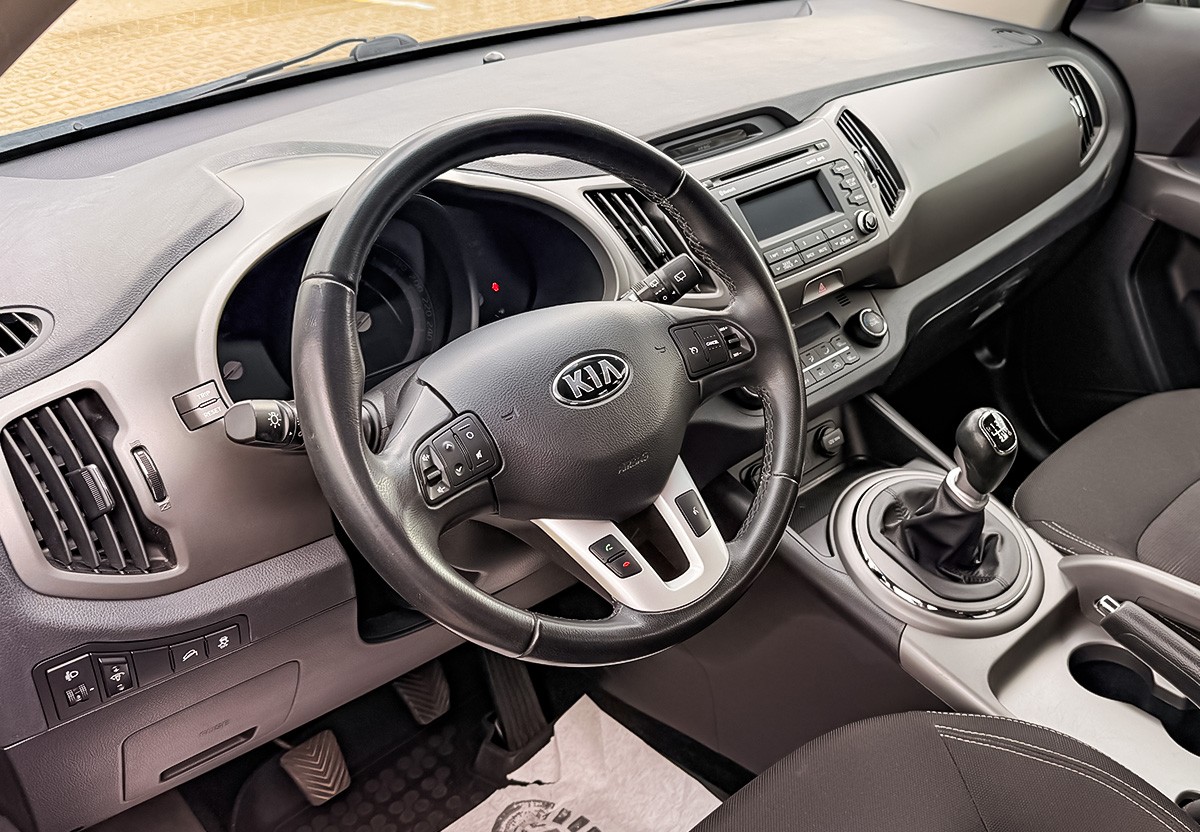 Kia Sportage 1,7 CRDi Attract 2WD