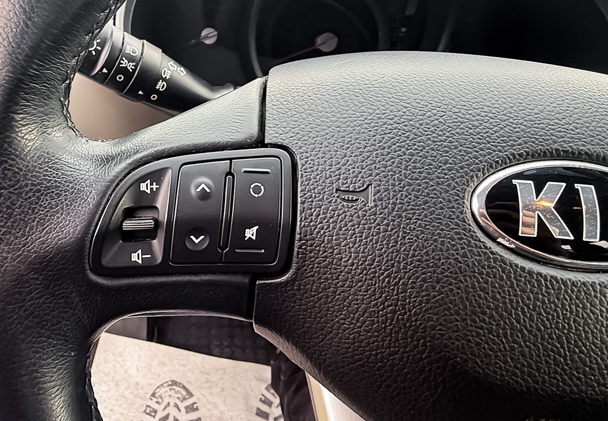 Kia Sportage 1,7 CRDi Attract 2WD