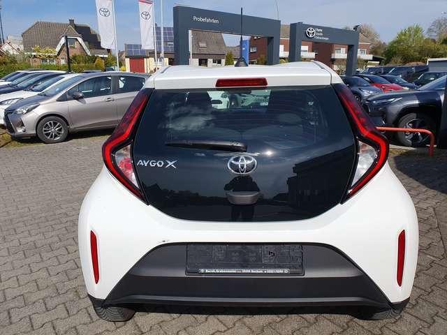 Toyota Aygo X Play