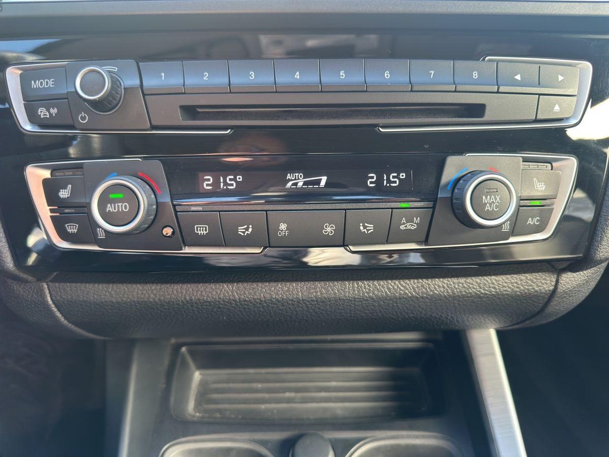 BMW 118 i  LED/H&K/SHZ/Klima/PDC