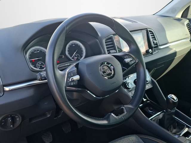 Skoda Karoq 2.0 TDI Clever KLIMA / NAVI / LED / KAMERA / SITZH