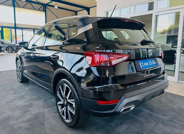 Seat Arona 1.0 TSI FR DSG SHZ NAVI LED KAM PDC vo+hi