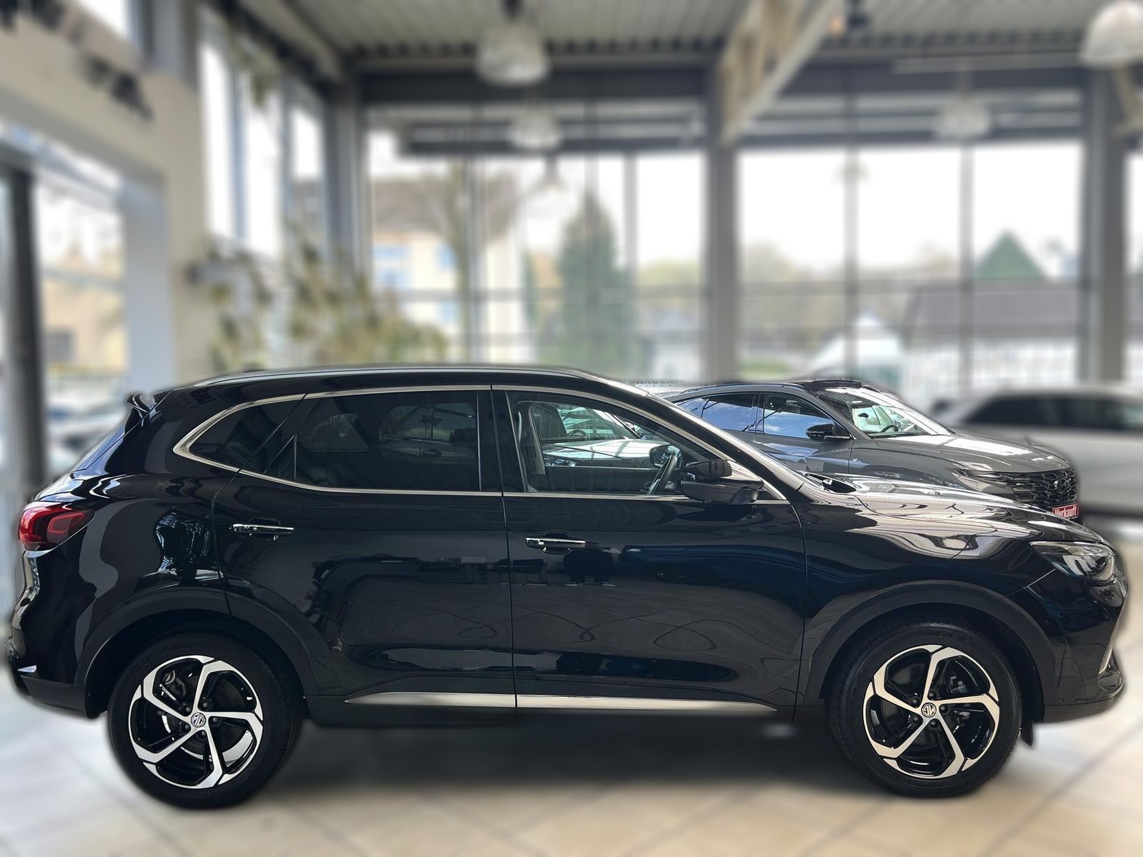 MG HS Luxury*ACC*360°*PANO*SHZ*NAV*CARPLAY*AMBI