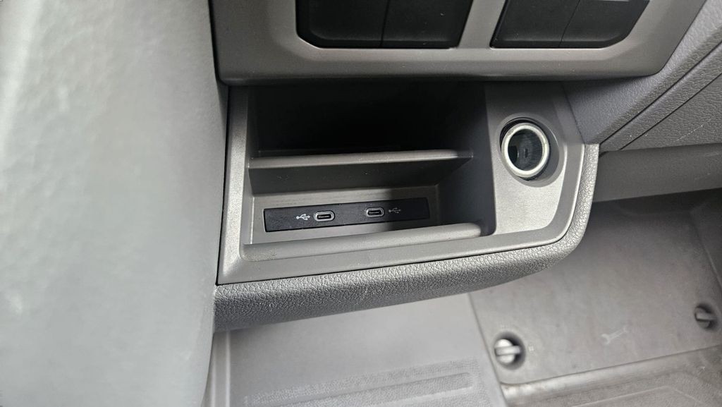 Volkswagen Crafter Kasten35 lang Superhochdach*Kühlschrank