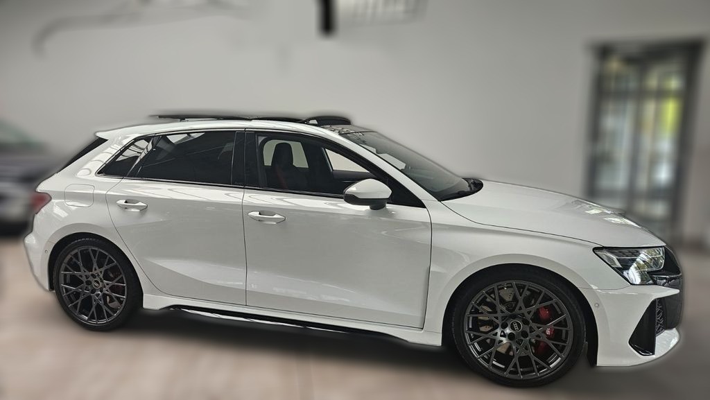 Audi RS3 Sportback Matrix-LED Panorama HeadUp 280KmH