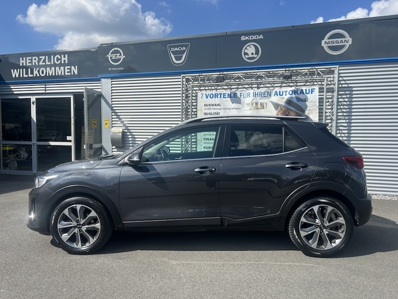 Kia Stonic 1.0 T-GDI DCT PLATINUM EDITION AUTOM*LEDER*SSD*R-CAM