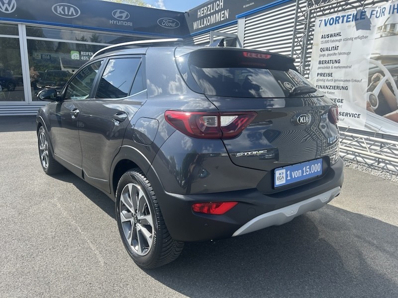 Kia Stonic 1.0 T-GDI DCT PLATINUM EDITION AUTOM*LEDER*SSD*R-CAM