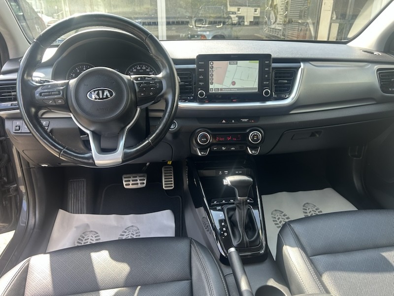Kia Stonic 1.0 T-GDI DCT PLATINUM EDITION AUTOM*LEDER*SSD*R-CAM