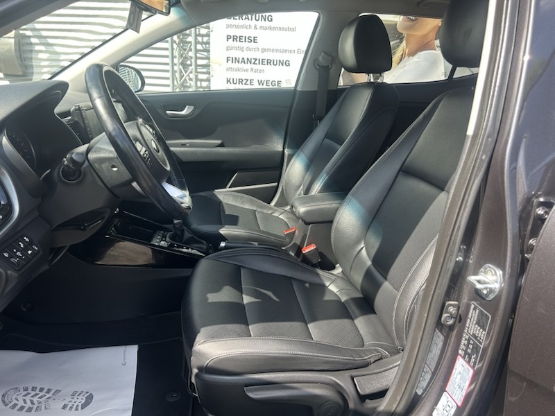 Kia Stonic 1.0 T-GDI DCT PLATINUM EDITION AUTOM*LEDER*SSD*R-CAM
